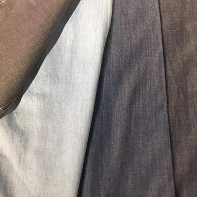 4.5oz 100% Cotton Denim Fabric with 32X32 Yarn Count and 58/60" Width for Soft Handfeeling Apparel